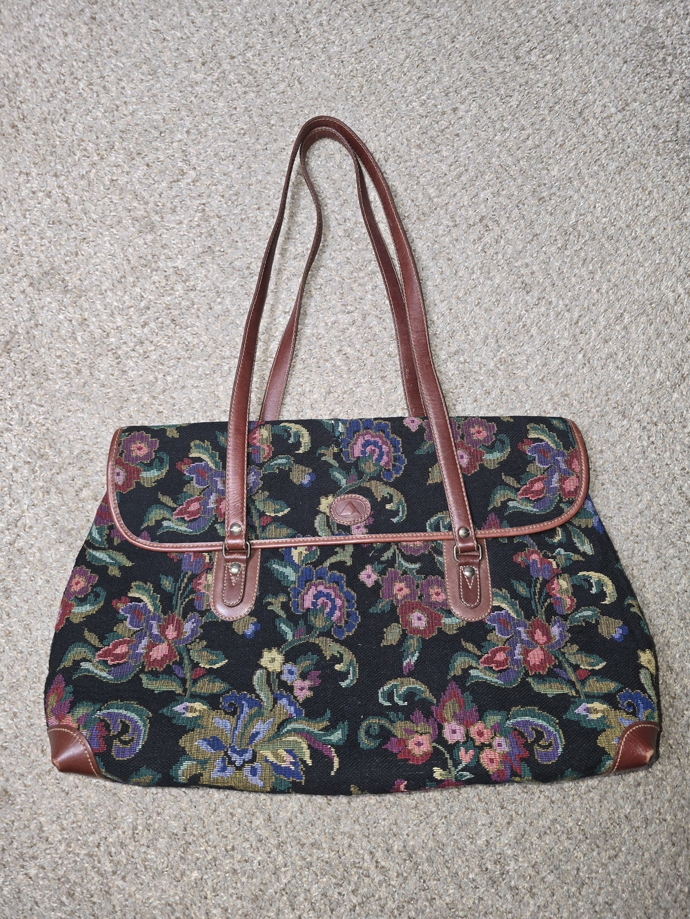 Liz Claiborne Vintage 90's Tapestry Floral & Brown Leather Accent Shoulder Bag